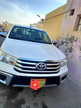 Manama, Vehicles, Cars & Trucks , BHD 100,  Toyota Hilux,  2020,  Automatic,  170000 KM,   2.7L FULL  PICKUP FOR SALE