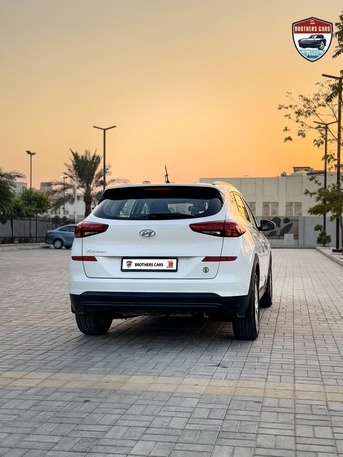Manama, Vehicles, Cars & Trucks , BHD 100,  HYUNDAI TUCSON,  2019,  Automatic,  97000 KM,   2.0L MODEL  FOR SALE