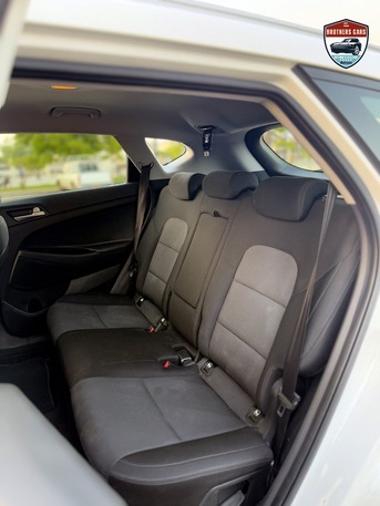 Manama, Vehicles, Cars & Trucks , BHD 100,  HYUNDAI TUCSON,  2019,  Automatic,  97000 KM,   2.0L MODEL  FOR SALE