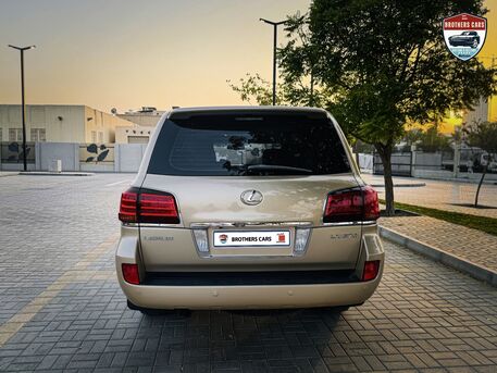 Manama, Vehicles, Cars & Trucks , BHD 100,  Lexus LX 570,  2008,  Automatic,  300000 KM,  LEXUS - LX570 MODEL  FOR SALE