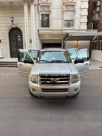 Jeddah, Vehicles, Cars & Trucks , SAR 39000,  Ford Expedition XLT,  2014,  Automatic,  274000 KM,  Ford Expedition  - 274000km  For Urgent Sale