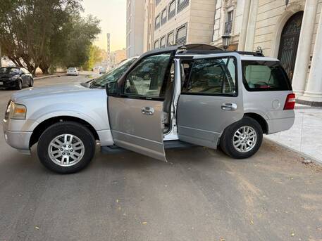 Jeddah, Vehicles, Cars & Trucks , SAR 39000,  Ford Expedition XLT,  2014,  Automatic,  274000 KM,  Ford Expedition  - 274000km  For Urgent Sale