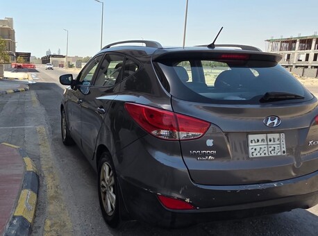 Al Khobar Al Shamalia, Vehicles, Cars & Trucks , SAR 35000,  Hyundai Tucson 2013,  2013,  Automatic,  230000 KM,  Carefuuly Driver , No Accident , Only Parking Patch , Good Condition
