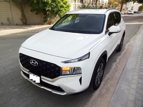 Bilad Al Qadeem, Vehicles, Cars & Trucks , BHD 111,  Hyundai Santa Fe,  2022,  Automatic,  96000 KM,   #  MODEL # 7 SEATER # MID -OPTION # URGENT SALE