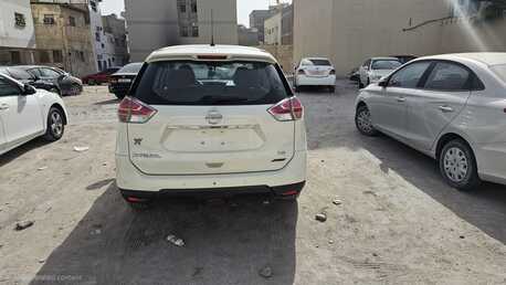 Manama, Vehicles, Cars & Trucks , BHD 4200,  Nissan X-Trail,  2017,  Automatic,  126000 KM,