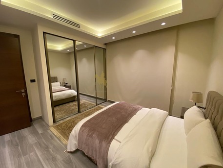 Amman, Apartments, Flats, Houses & Villas, JOD 25000/year,  Furnished,  5 BR,  200 Sq. Meter,  Elegant Apartment For Rent \\ Jabal Amman