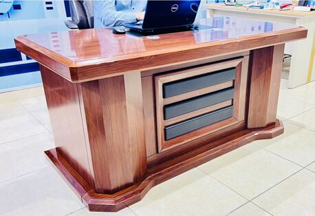 Khobar, Furniture, SAR 500,  02 OFFICE TABLE AND 2 CHAIR