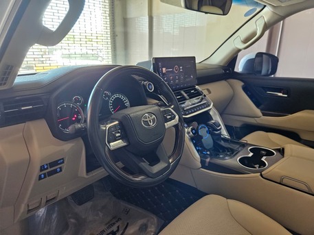 Jubail, Vehicles, Cars & Trucks , SAR 225,  Toyota Landcruiser,  2024,  Automatic,  123000 KM,  Land Cruiser  For Sale