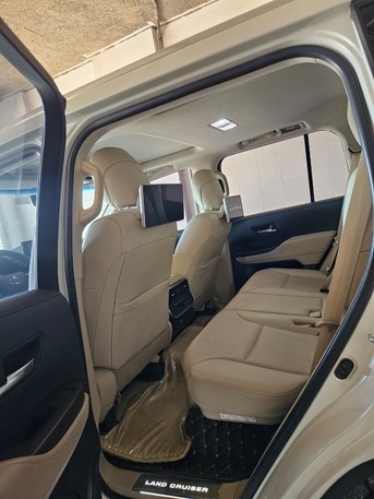Jubail, Vehicles, Cars & Trucks , SAR 225,  Toyota Landcruiser,  2024,  Automatic,  123000 KM,  Land Cruiser  For Sale