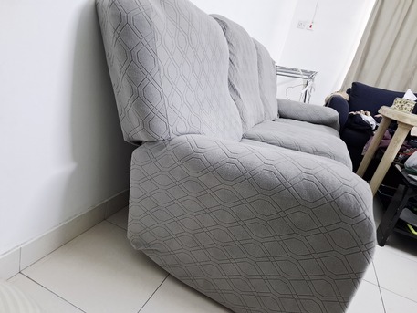 Manama, Furniture, BHD 40,  Sofa 3 Seater - Manual Seater Recliner 40BD