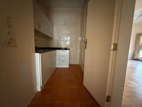 Hoora, Apartments, Flats, Houses & Villas, BHD 170/month,  1 BR,  Semi-Furnished Apartment For Rent In Hoora | Spacious Layout | Prime Location