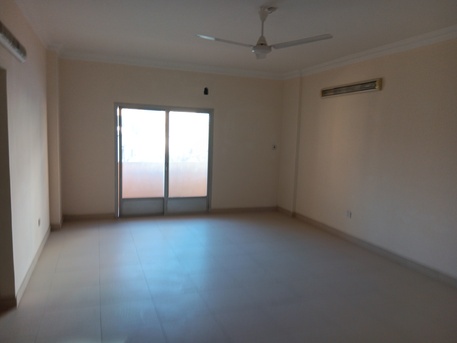 Adliya, Offices, BHD 300,  160 Sq. Meter,  Office Flat|Un Furnished|Adliya|3bhk|Hall|Parking