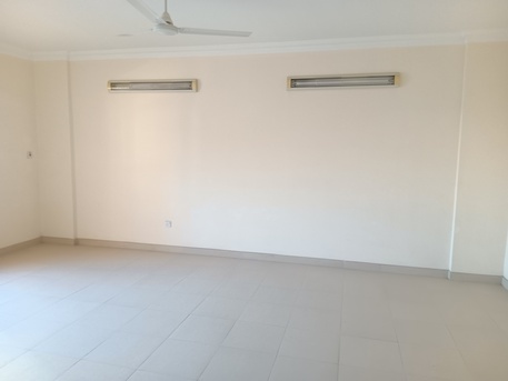 Adliya, Offices, BHD 300,  160 Sq. Meter,  Office Flat|Un Furnished|Adliya|3bhk|Hall|Parking