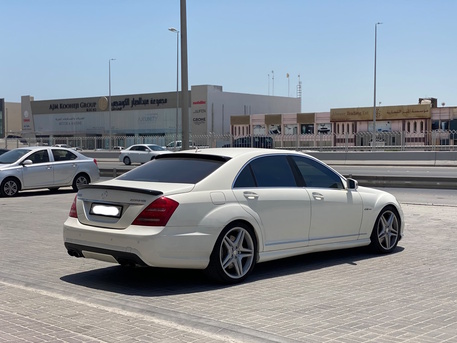 Manama, Vehicles, Cars & Trucks , BHD 5800,  MERCEDES S63 AMG,  2011,  Automatic,  131600 KM,  Mercedes Benz S-63 AMG  (White)