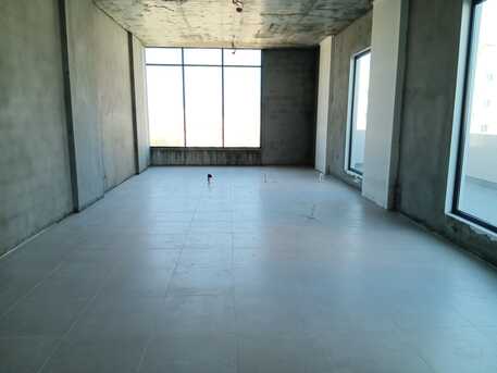 Hoora, Shops, BHD 700,  91 Sq. Meter,  Brand New Offices|Shell & Core|AC Installed|Lift|Parking|90 Sqmtr