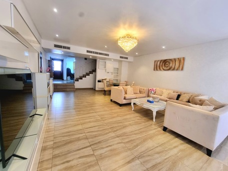 Amwaj Islands, Apartments, Flats, Houses & Villas, BHD 1300/month,  Furnished,  3 BR,  250 Sq. Meter,  Beach Access- 3 BR + Maid Room FF Villa For Rent Najma Island