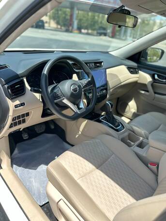Riffa, Vehicles, Cars & Trucks , BHD 5900,  NISSAN XTRAIL 2.5 2021 WHITE,  2021,  Automatic,  30000 KM,