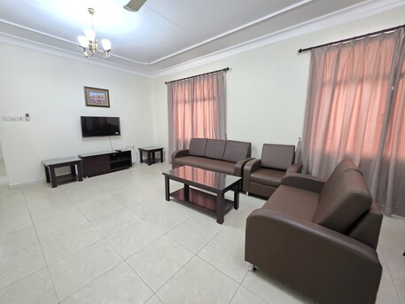 Juffair, Apartments, Flats, Houses & Villas, BHD 400/month,  Furnished,  3 BR,  Spacious 3 Bhk Flat | Gas Connection | Balcony | Free Wifi & Hk | Near Juffair Mall