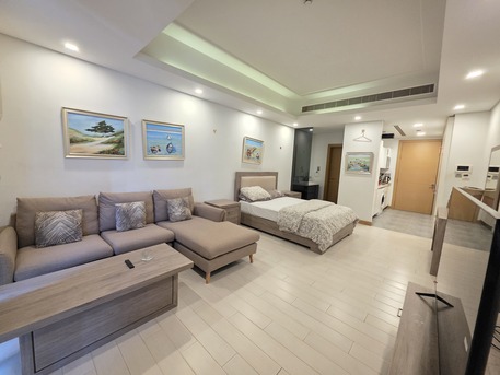 Juffair, Apartments, Flats, Houses & Villas, BHD 220/month,  Furnished,  Breath Taking | Ultra-Modern | Wifi | | Balcony | Near Alosra Supermarket Juffair