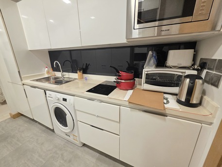 Juffair, Apartments, Flats, Houses & Villas, BHD 220/month,  Furnished,  Breath Taking | Ultra-Modern | Wifi | | Balcony | Near Alosra Supermarket Juffair