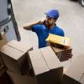 How Shipping Services From The UK To Pakistan Make London Fashion Accessible