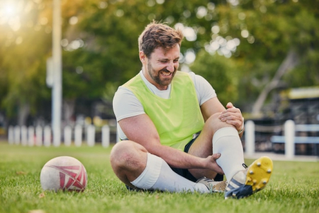 Manchester, Medical, Common Football Knee Injuries &ndash; Expert Knee Surgeon Insights