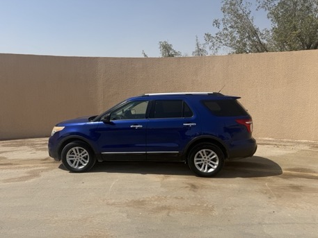 Riyadh, Vehicles, Cars & Trucks , SAR 25000,  Ford Explorer,  2013,  Automatic,  483000 KM,     First Owner Personal Use