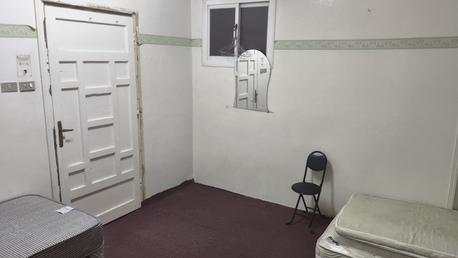Madinah, Apartments, Flats, Houses & Villas, SAR 900/month,  Furnished,  1 BR,  Room Available For Rent Near Haram