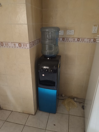 Riyadh, Furniture, SAR 2000,  Home Use Furniture 2 Bed 3 AC 7set Sofa Complete Home ...etc For Sale