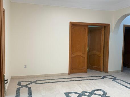 Jeddah, Apartments, Flats, Houses & Villas, SAR 3650/month,  Furnished,  4 BR,  Fully Furnished 4 Bhk Luxury Flat In Khalid Bin Waleed Street, Jeddah