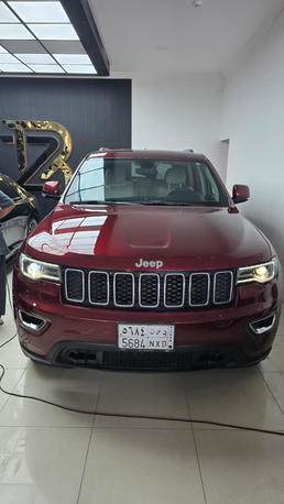 Riyadh, Vehicles, Cars & Trucks , SAR 53000,  Jeep Cherokee,  2018,  Automatic,  133000 KM,  Jeep Grand Cherokee Laredo For Sale