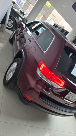 Riyadh, Vehicles, Cars & Trucks , SAR 53000,  Jeep Cherokee,  2018,  Automatic,  133000 KM,  Jeep Grand Cherokee Laredo For Sale