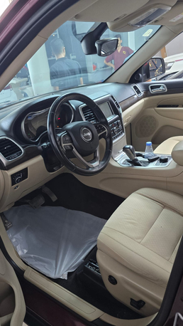 Riyadh, Vehicles, Cars & Trucks , SAR 53000,  Jeep Cherokee,  2018,  Automatic,  133000 KM,  Jeep Grand Cherokee Laredo For Sale