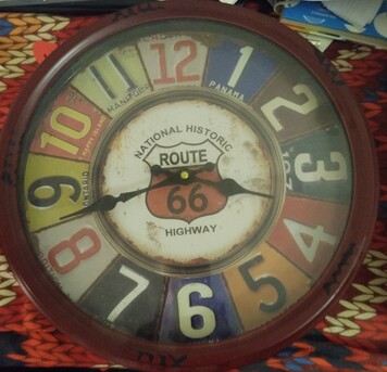 Ras Rumman, Household Items, BHD 8,  🕰️ VINTAGE ROUTE 66 WALL CLOCK — UNIQUE COLLECTIBLE🕰️