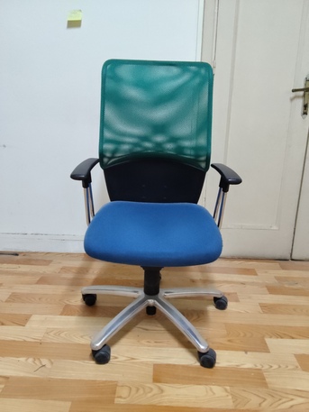 Al Malaz, Furniture, SAR 50,  Office Style Computer Chair For Sale