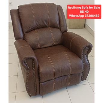 Manama, Furniture, BHD 40,  ✅️ Recliner For Sale In Good Condition With Delivery