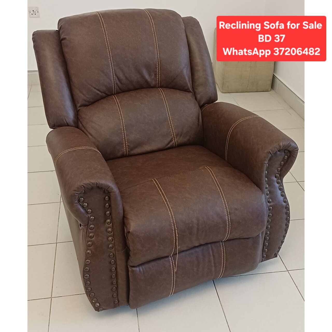 Manama, Furniture, BHD 36,  ✅️ Recliner For Sale In Good Condition With Delivery