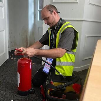 London, Business, Keep Your Business Safe With Fire Extinguisher Servicing In London
