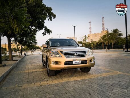 Manama, Vehicles, Cars & Trucks , BHD 100,  LEXUS - LX570 MODEL 2008 FOR SALE,  2008,  Automatic,  300000 KM,
