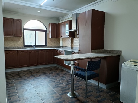 Manama, Apartments, Flats, Houses & Villas, BHD 250/month,  2 BR,  130 Sq. Meter,  Semi Furnished 2bhk With Ewa