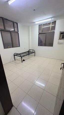 Al Adama, Rooms for Rent, SAR 800/month,  1 Separate Room In A Flat With Hall,Kitchen,Washroom On Sharing - 800 SAR Per Month