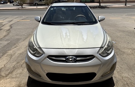 Riyadh, Vehicles, Cars & Trucks , SAR 22500,  Hyundai Accent,  2017,  Automatic,  293000 KM,     | 293,000 Km | Riyadh | SAR 22,500