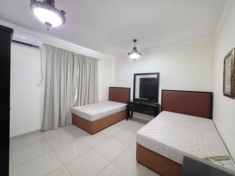 Juffair, Apartments, Flats, Houses & Villas, BHD 280/month,  Furnished,  2 BR,  130 Sq. Meter,  Spacious 2 Bhk | Gas Connection | Free Wifi | Closed Kitchen | Near Food Street Juffair