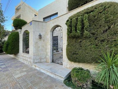 Amman, Apartments, Flats, Houses & Villas, JOD 17000/year,  Furnished,  3 BR,  Luxury Furnished Full Floor Villa For Rent In Um Al Summaq