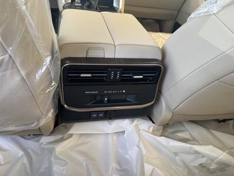 Jeddah, Vehicles, Cars & Trucks , SAR 327000,  TOYOTA  LandCruiser GXR L4,  2026,  Automatic,  500 KM,   Top Line  MODEL