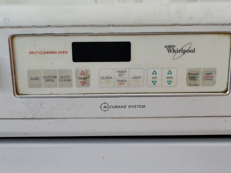 Riyadh, Appliances, SAR 1000,  Whirlpool Electric Stove/Oven For Sale &ndash; Made In USA