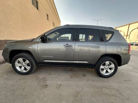 Riyadh, Vehicles, Cars & Trucks , SAR 31500,  Jeep Compass Sport 4X4,  2014,  Automatic,  93000 KM,  Less Driven Car In Immaculate Condition
