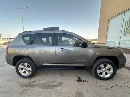 Riyadh, Vehicles, Cars & Trucks , SAR 31500,  Jeep Compass Sport 4X4,  2014,  Automatic,  93000 KM,  Less Driven Car In Immaculate Condition
