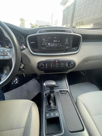 Jeddah, Vehicles, Cars & Trucks , SAR 36000,  Kia Sorento 4*4,  2018,  Automatic,  279000 KM,