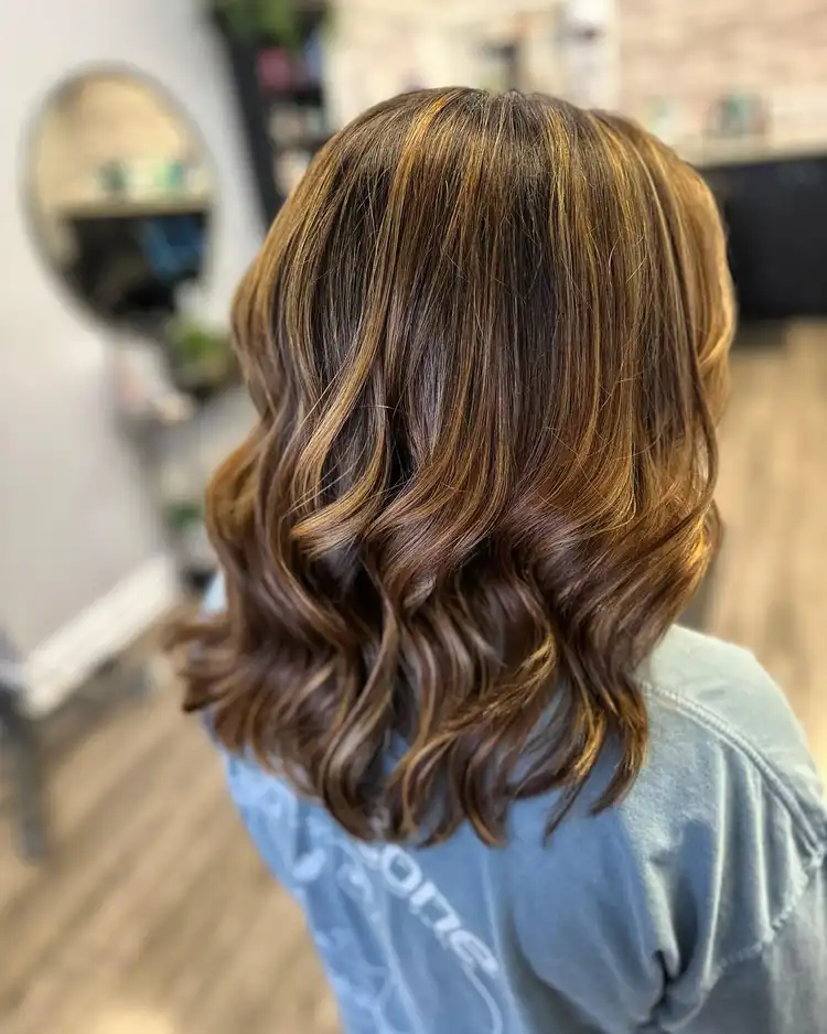 New York, Beautician, Brazilian Blowout Salon Offering Smooth And Frizz-Free Hair Treatments Today